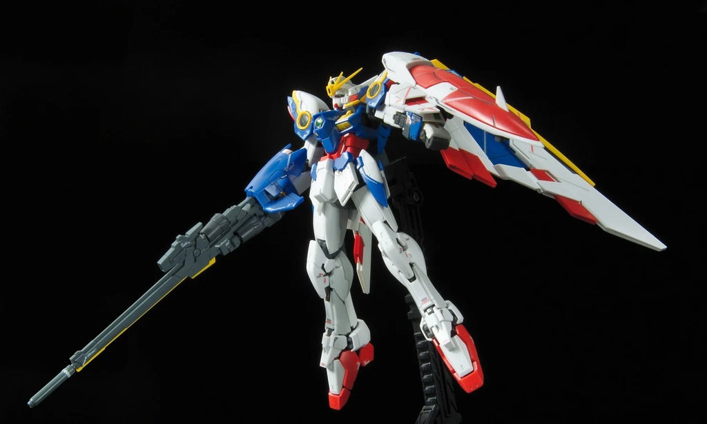 GUNDAM - RG 1/144 XXXG-01W Wing Gundam EW - Model Kit 13cm